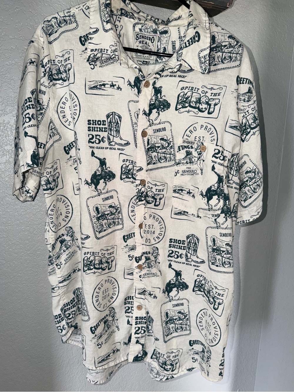 Sendero Men's Short-Sleeve City Slicker Western Print Button-Up Green on Cream